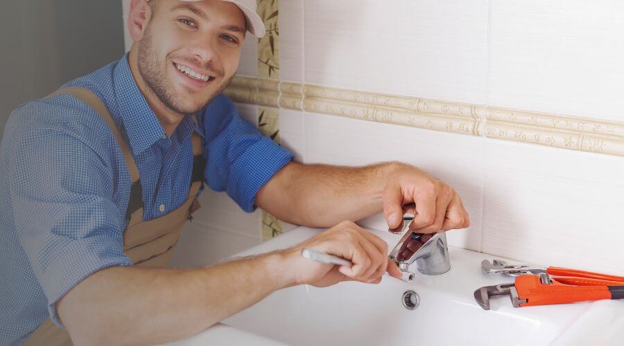 Professional clogged drains services in Davis Junction, IL